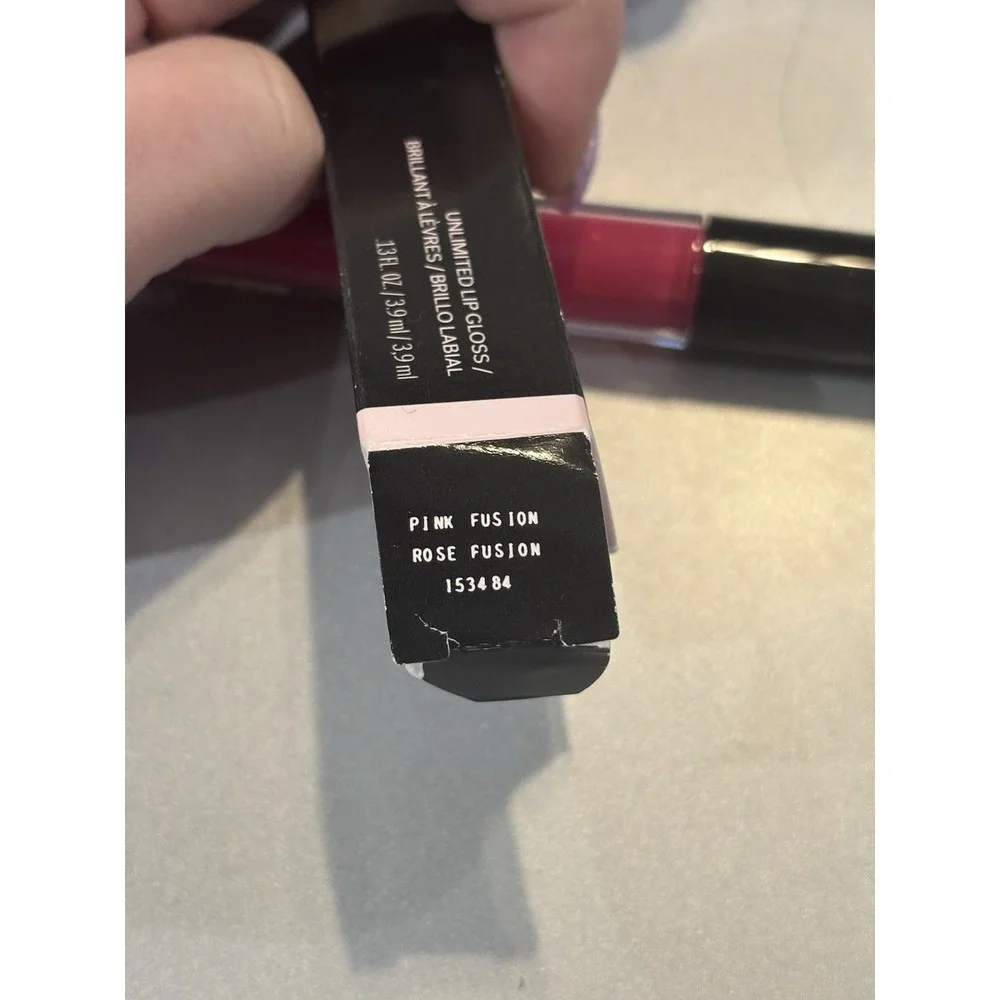 Mary Kay Unlimited Lip Gloss Pink Fusion